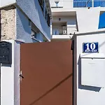Dorica Apartment *