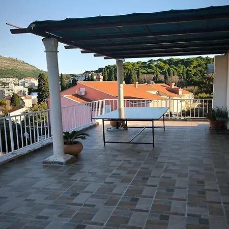 Dorica Apartment *