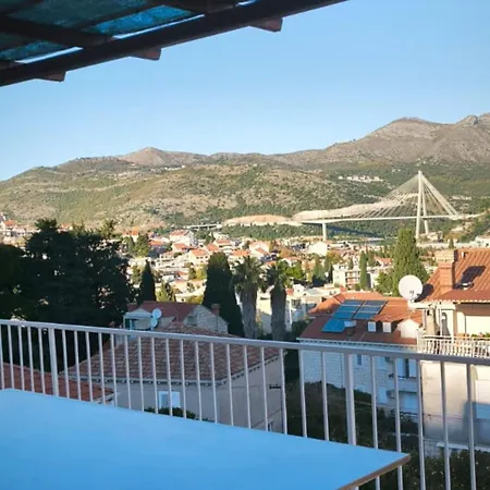 Dorica Apartment *